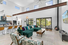 Swim & Dock in Style: Art Deco Beach Escape